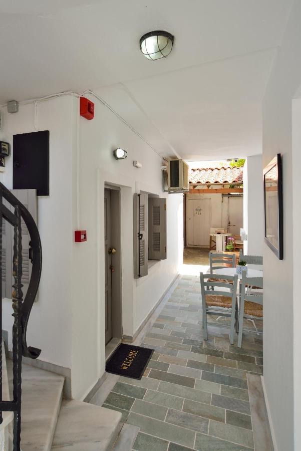 Urban Studios Manos Chrissi Akti Chania Exterior foto