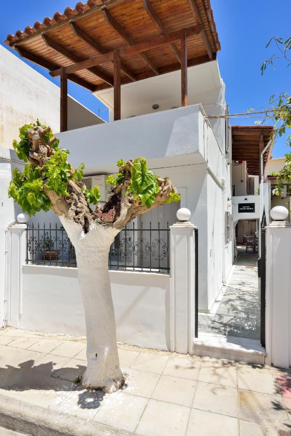 Urban Studios Manos Chrissi Akti Chania Exterior foto