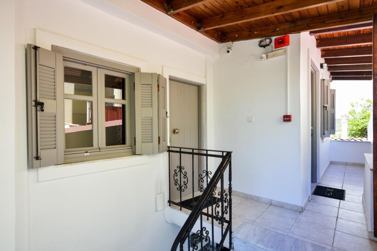 Urban Studios Manos Chrissi Akti Chania Exterior foto