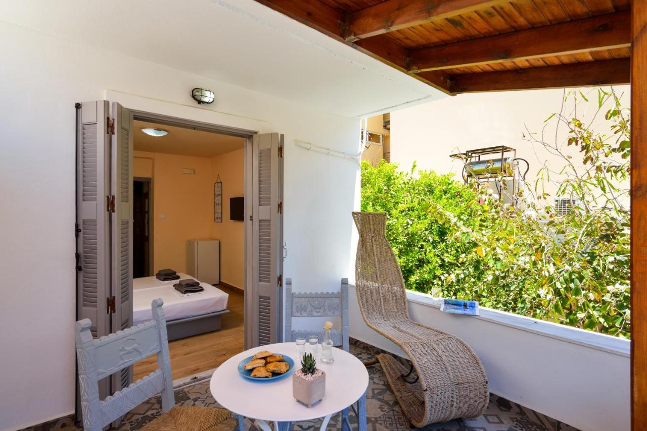 Urban Studios Manos Chrissi Akti Chania Exterior foto